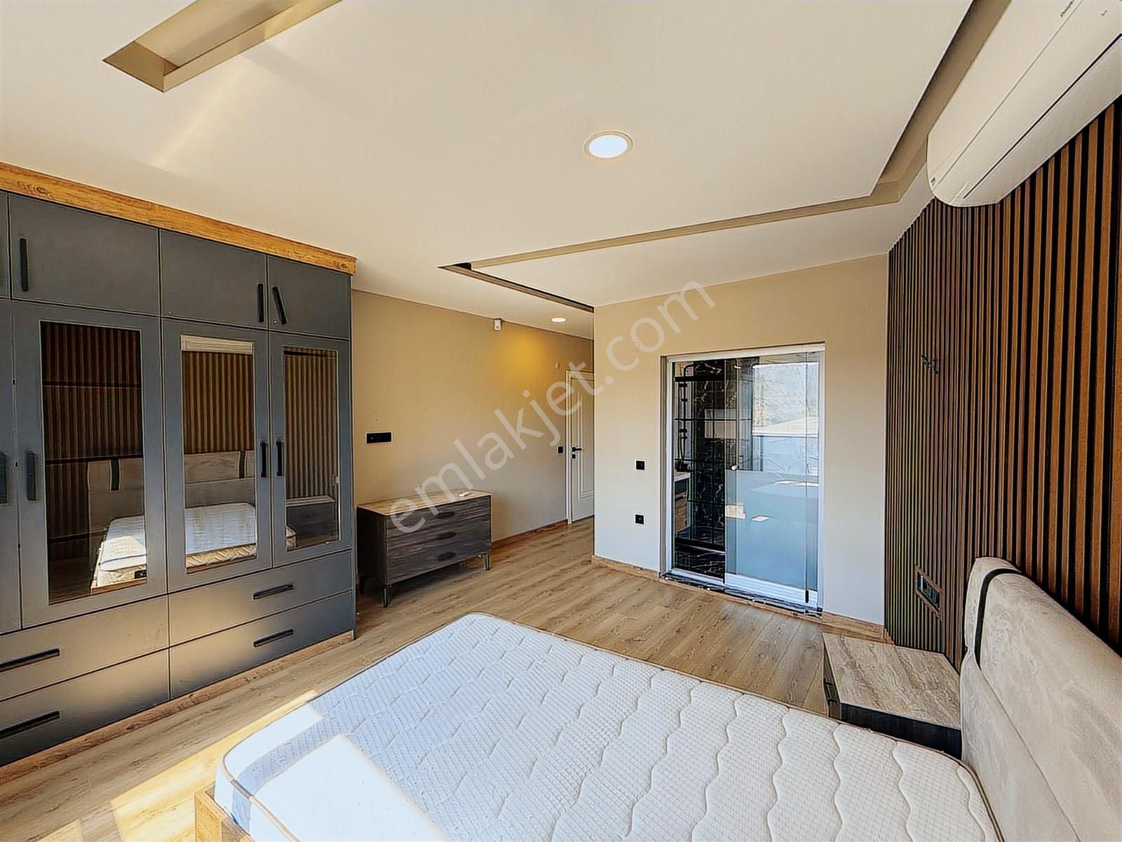 Kuşadası Merkezine Yakın 500m2 Arsa İçinde Özel Havuzlu Villa - Görsel 4