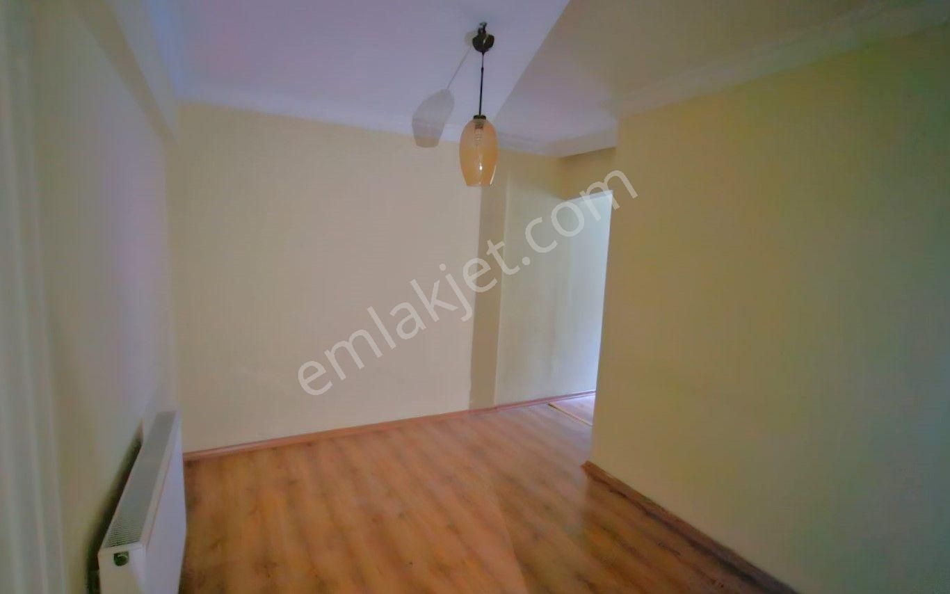 Göztepe’de Sahile Çok Yakın Asansörlü Ara Kat 3+1 - Görsel 32