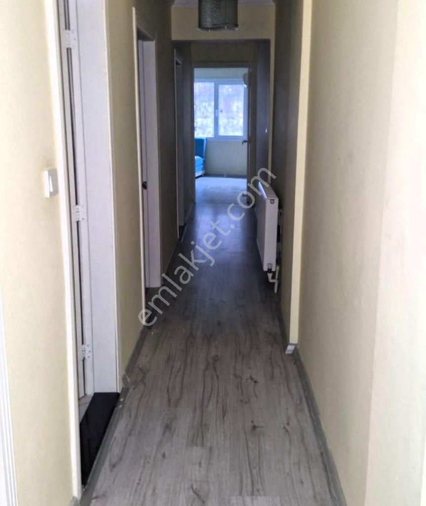 Göztepe’de Sahile Çok Yakın Asansörlü Ara Kat 3+1 - Görsel 11