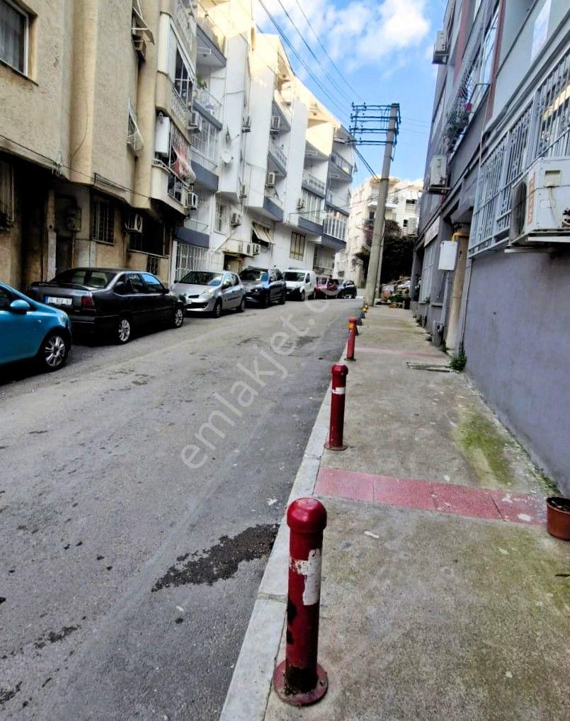 Göztepe’de Sahile Çok Yakın Asansörlü Ara Kat 3+1 - Görsel 9