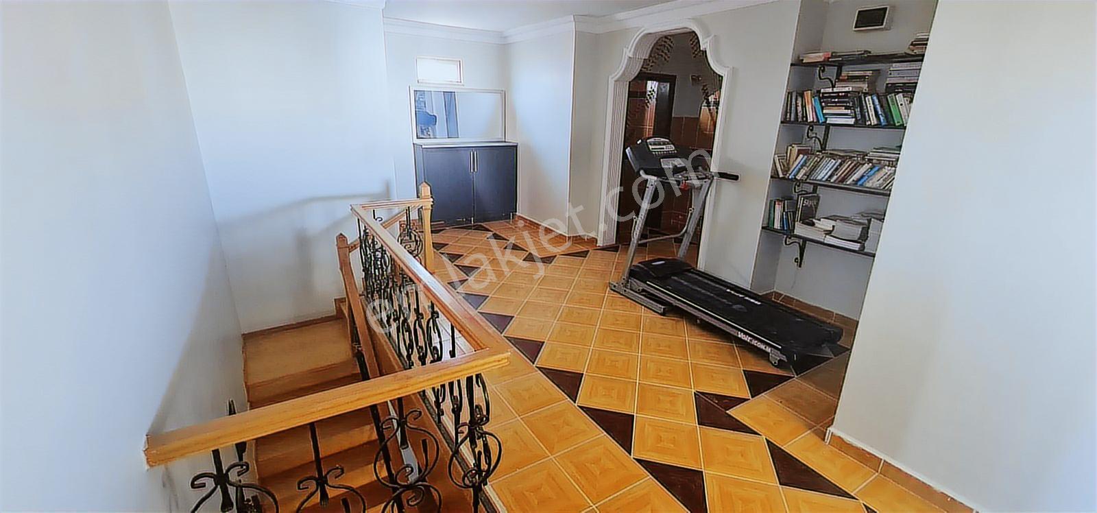Şehir Merkezinde Satılık Lüx Dubleks Daire - Görsel 18