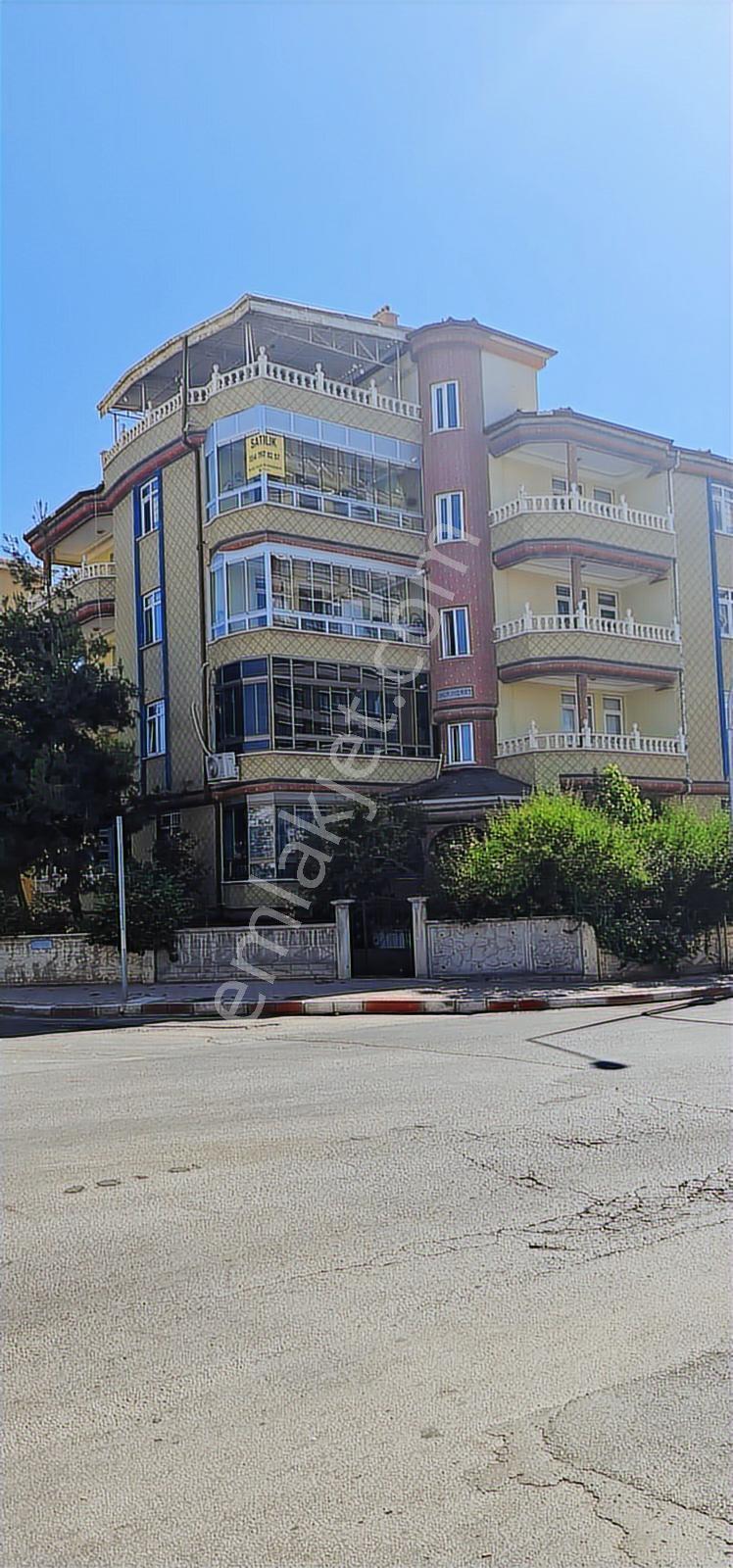 Şehir Merkezinde Satılık Lüx Dubleks Daire