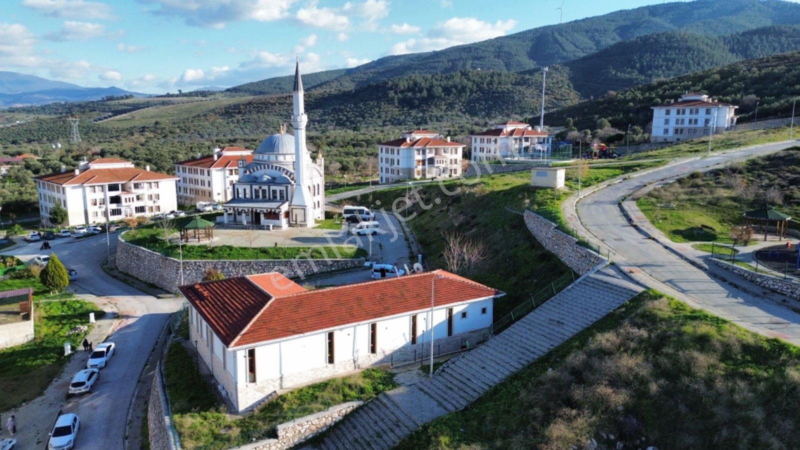 Kınık Fatıh Mahallesı Toki Konutları İçerısınde Kıralık Tıcarı Dükkanlar - Görsel 10