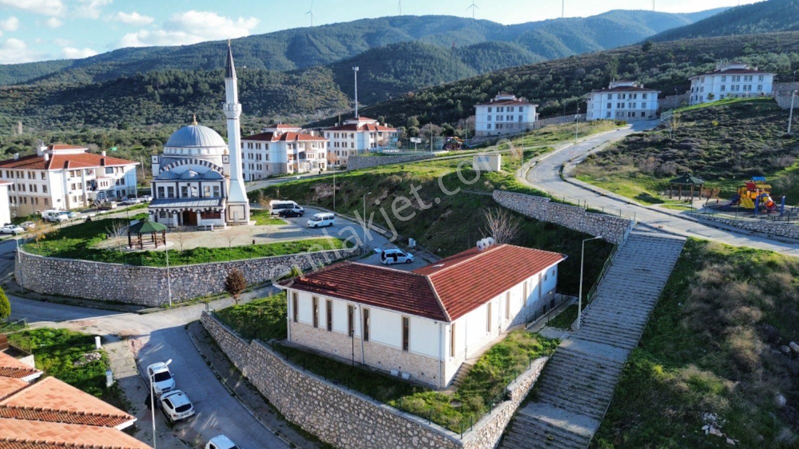 Kınık Fatıh Mahallesı Toki Konutları İçerısınde Kıralık Tıcarı Dükkanlar - Görsel 14