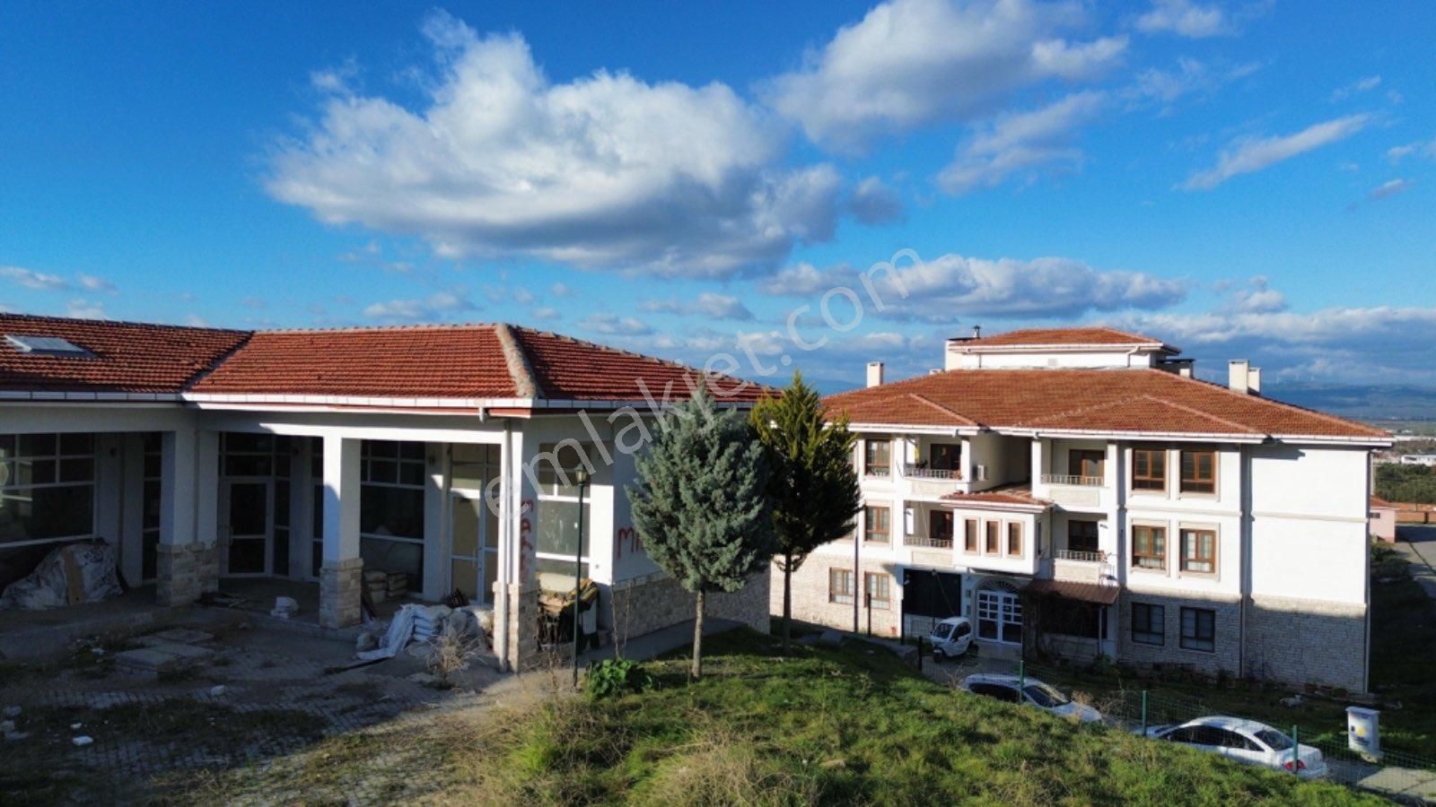 Kınık Fatıh Mahallesı Toki Konutları İçerısınde Kıralık Tıcarı Dükkanlar - Görsel 15