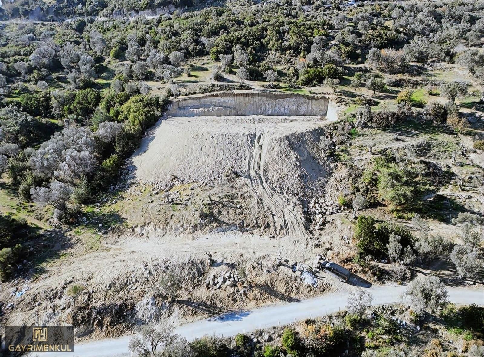 Yatırımlık! Bornova Eğridere 3.961 M² Arsa 50 M Yol Cepheli