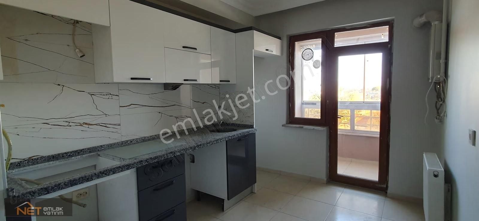 Gazi Yakup Satar Cd. Üzeri Geniş, Ebeveyn Banyolu Kiralık 3+1