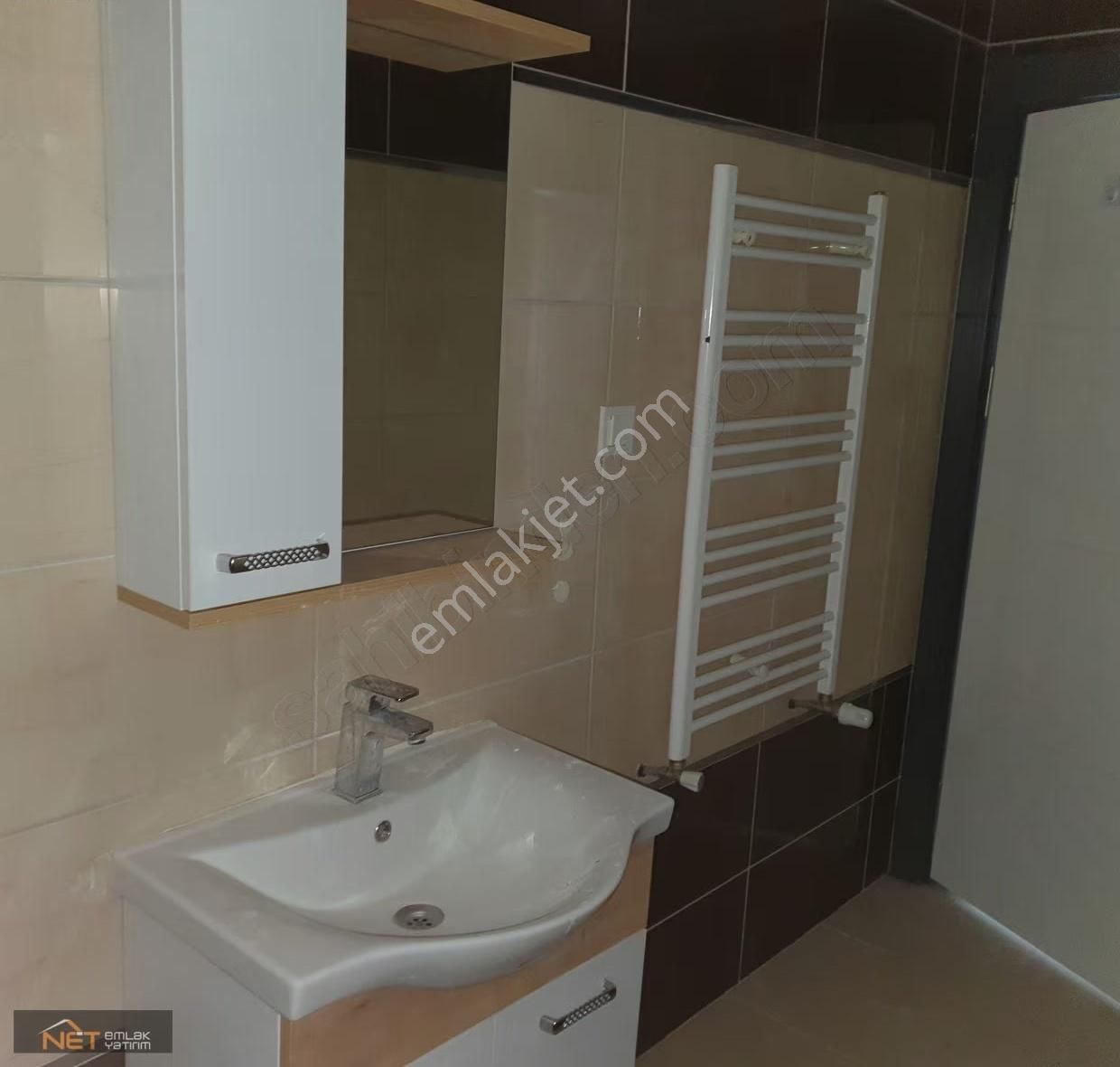 Gazi Yakup Satar Cd. Üzeri Geniş, Ebeveyn Banyolu Kiralık 3+1 - Görsel 25