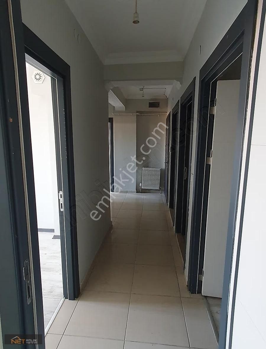 Gazi Yakup Satar Cd. Üzeri Geniş, Ebeveyn Banyolu Kiralık 3+1 - Görsel 23