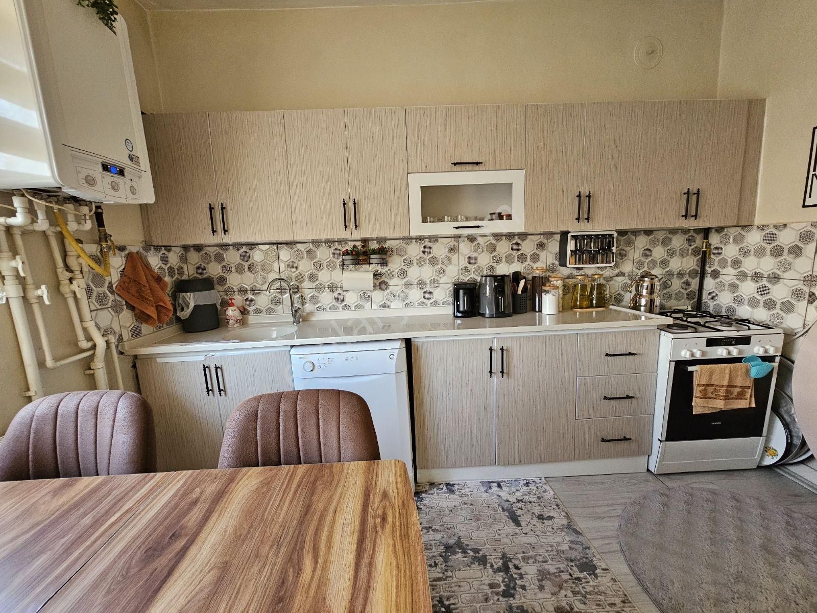 Metin Gönülalan'dan Dumlupınar'da Bakımlı 3+1 Daire - Görsel 13