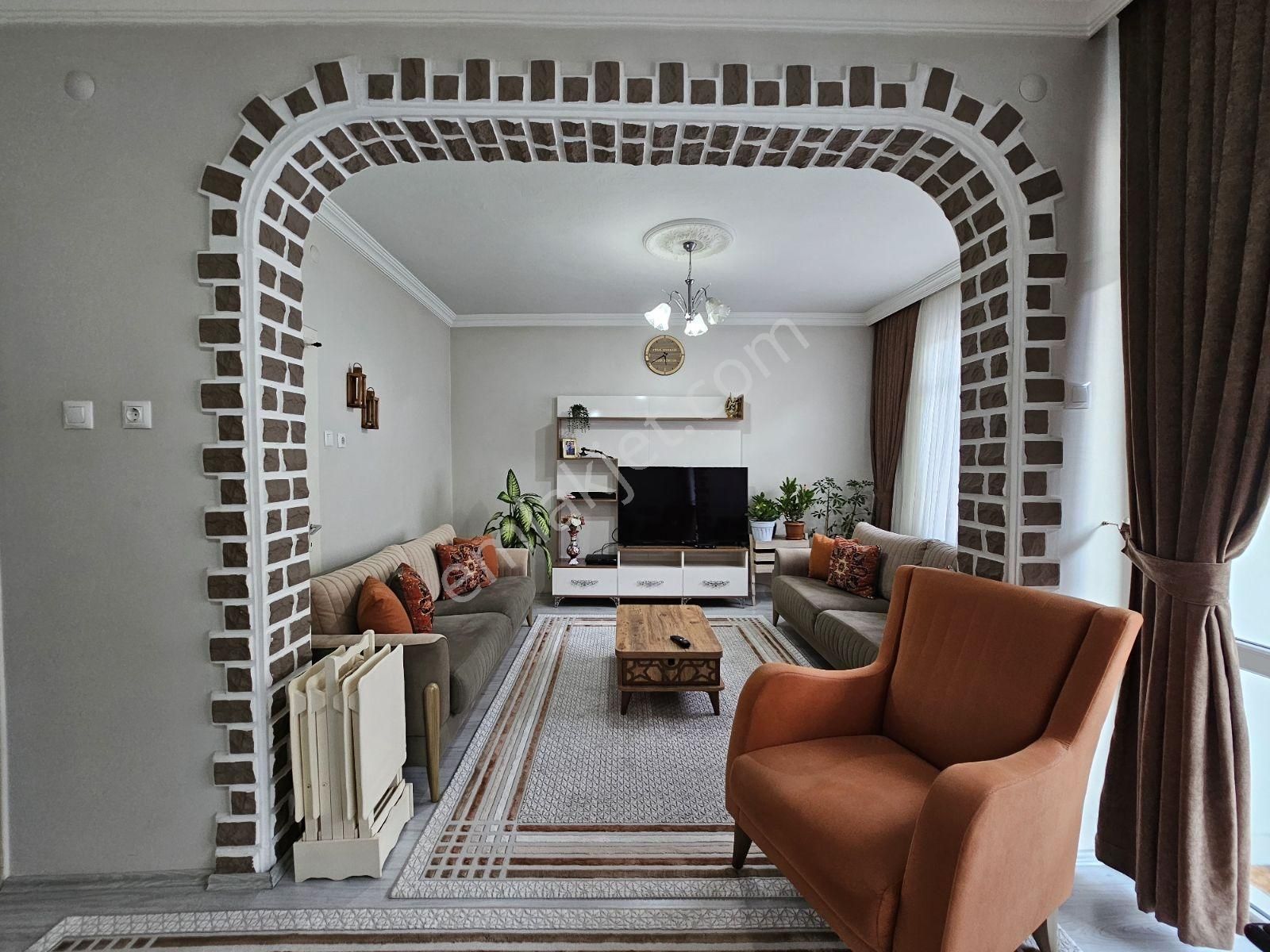 Metin Gönülalan'dan Dumlupınar'da Bakımlı 3+1 Daire - Görsel 8