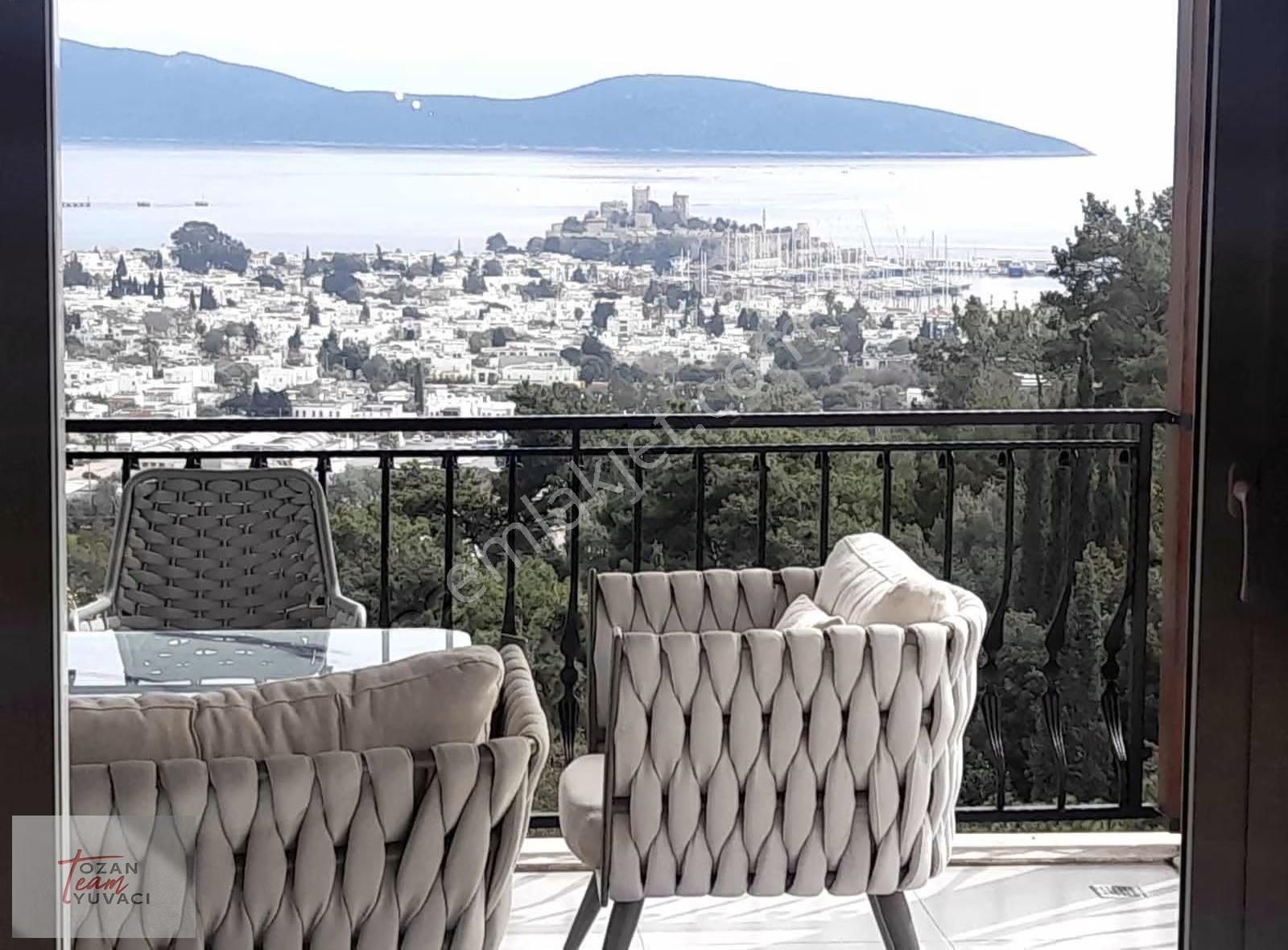 Bodrum Turkkuyusu Mahallesi Deniz Manzaralı Satılık 2+1 Daire