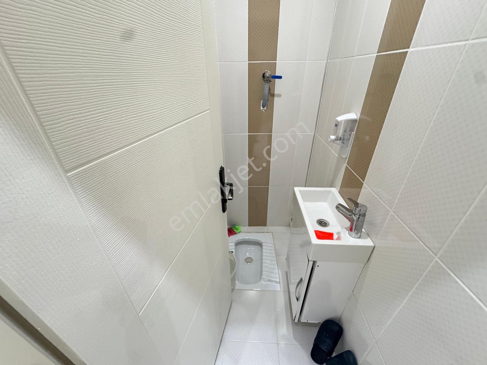 Pusula İnş.tan 50 Yıl Mah Cadeye Yakın Otoparklı 100m2 4kkat Dai - Görsel 31