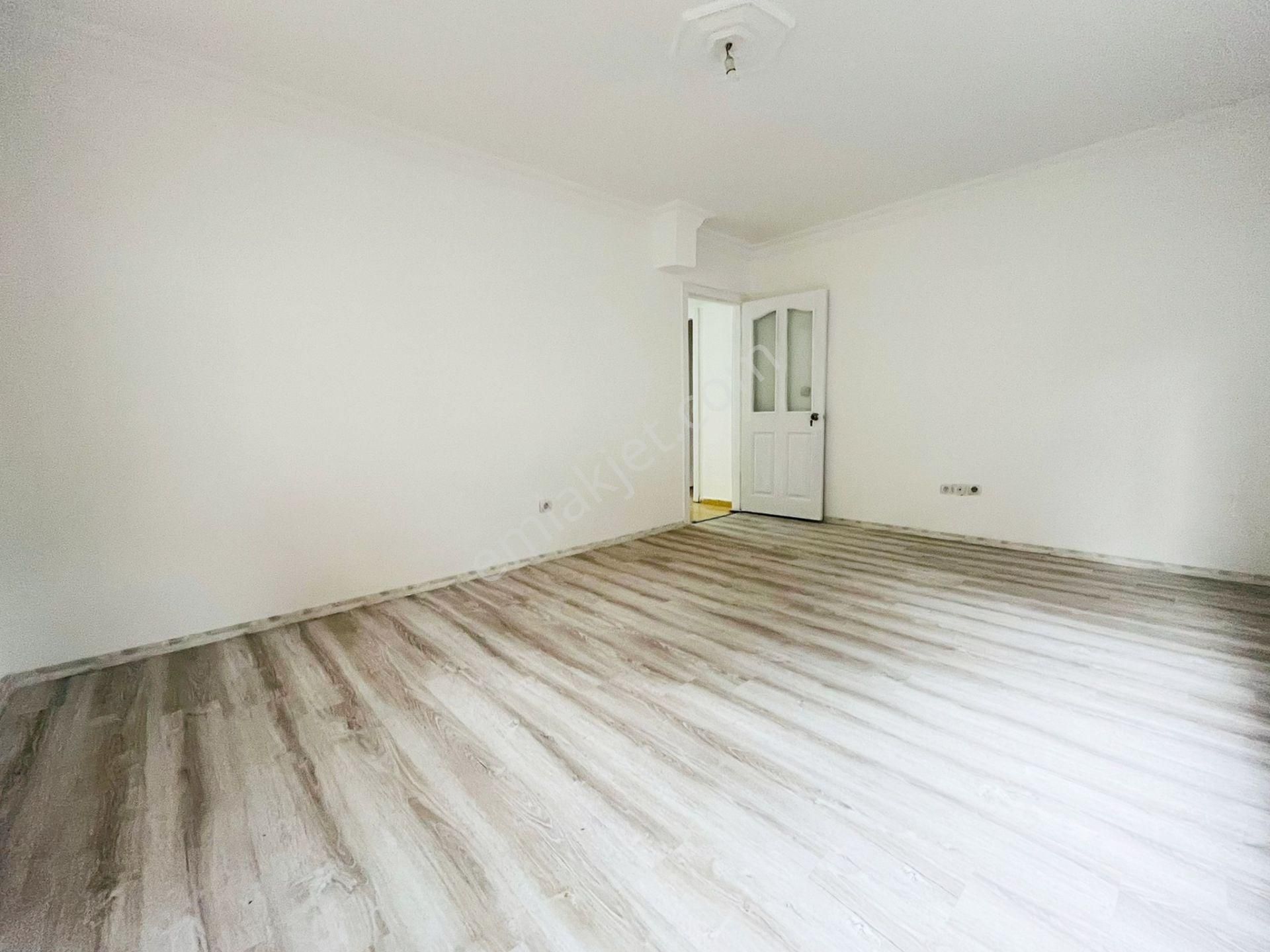 Tuzluçayır'da Natoyolu Cad. Dibi Giriş Katta Satılık 3+1 Daire !!! - Görsel 3