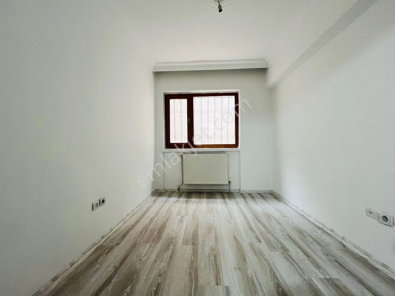 Tuzluçayır'da Natoyolu Cad. Dibi Giriş Katta Satılık 3+1 Daire !!! - Görsel 9