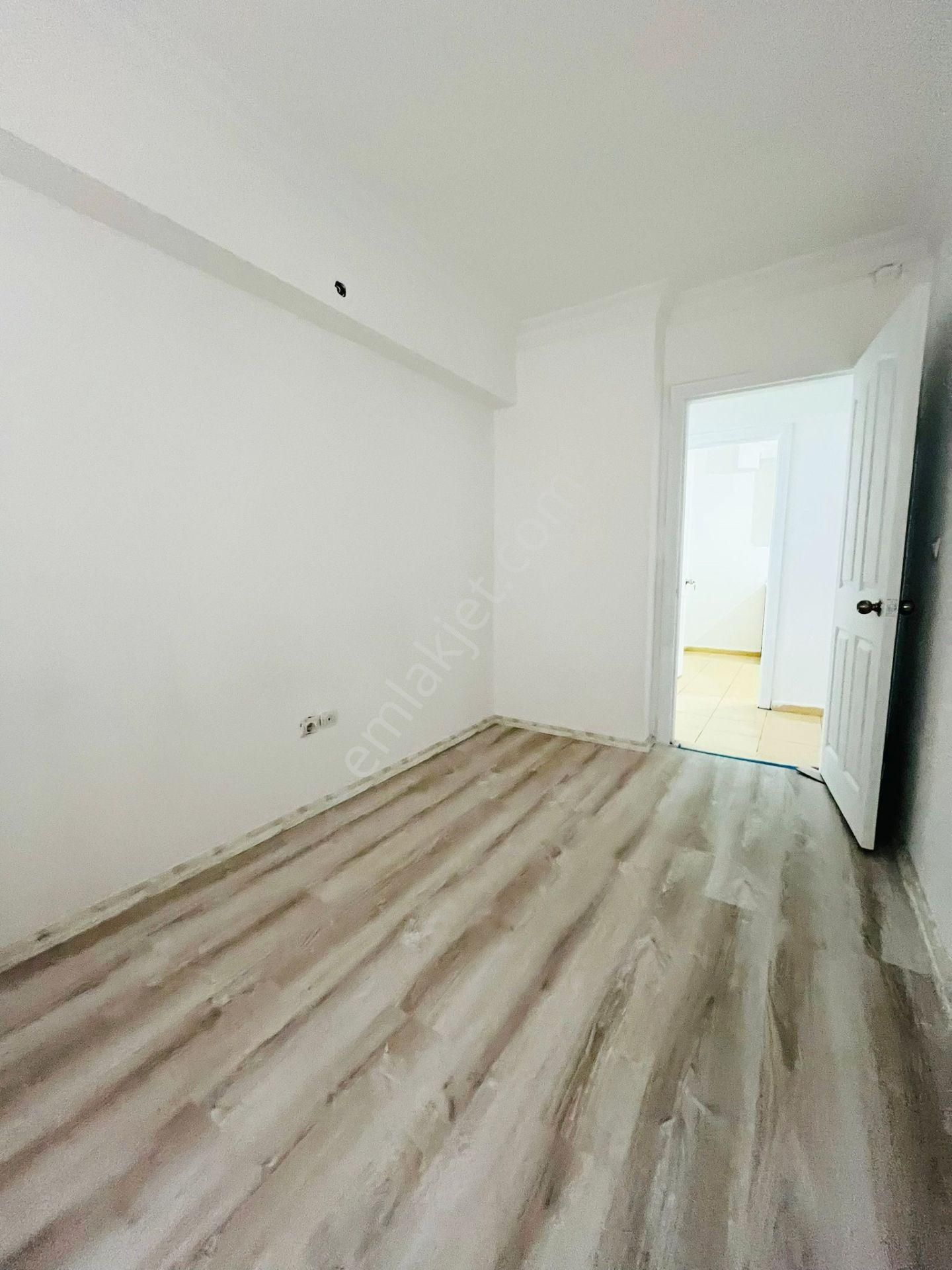 Tuzluçayır'da Natoyolu Cad. Dibi Giriş Katta Satılık 3+1 Daire !!! - Görsel 6