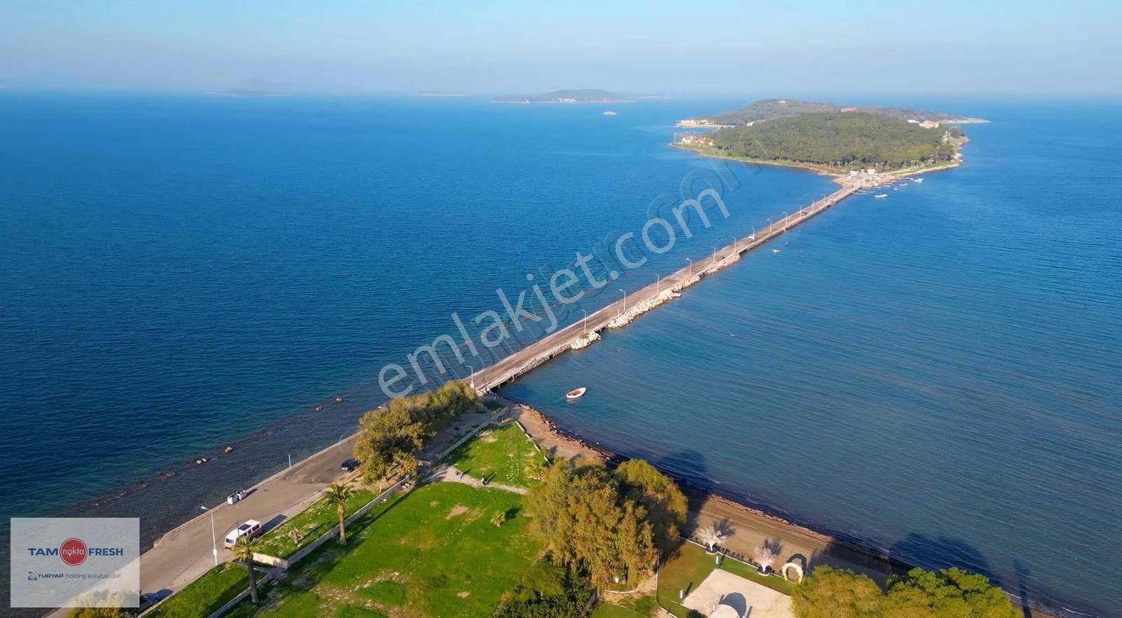 Denize Yürüme Mesafesinde Müstakil Evli Geniş Arazi - Görsel 20