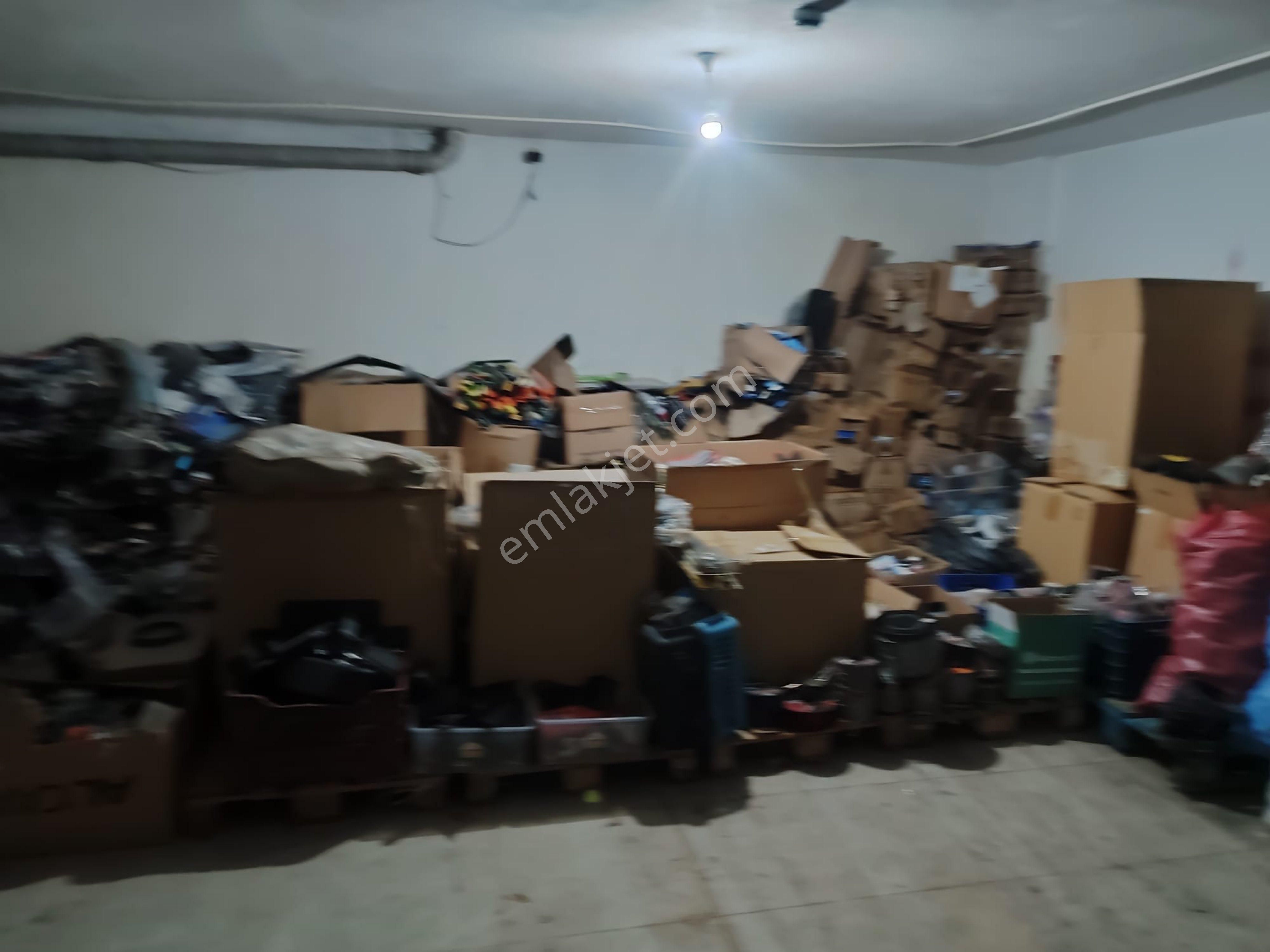 Devren Kiralık Oto Aksesuar Yıkama Ofis - Görsel 4