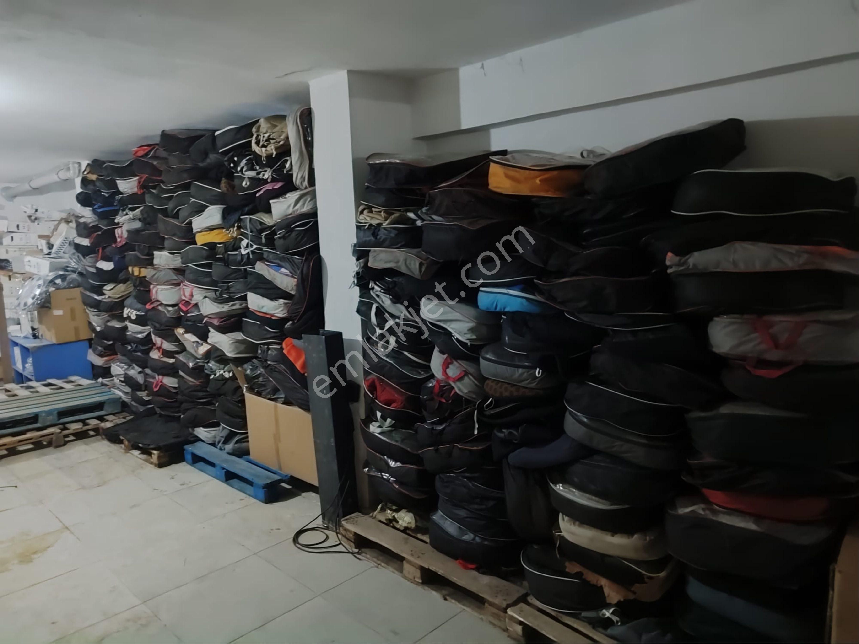 Devren Kiralık Oto Aksesuar Yıkama Ofis - Görsel 12