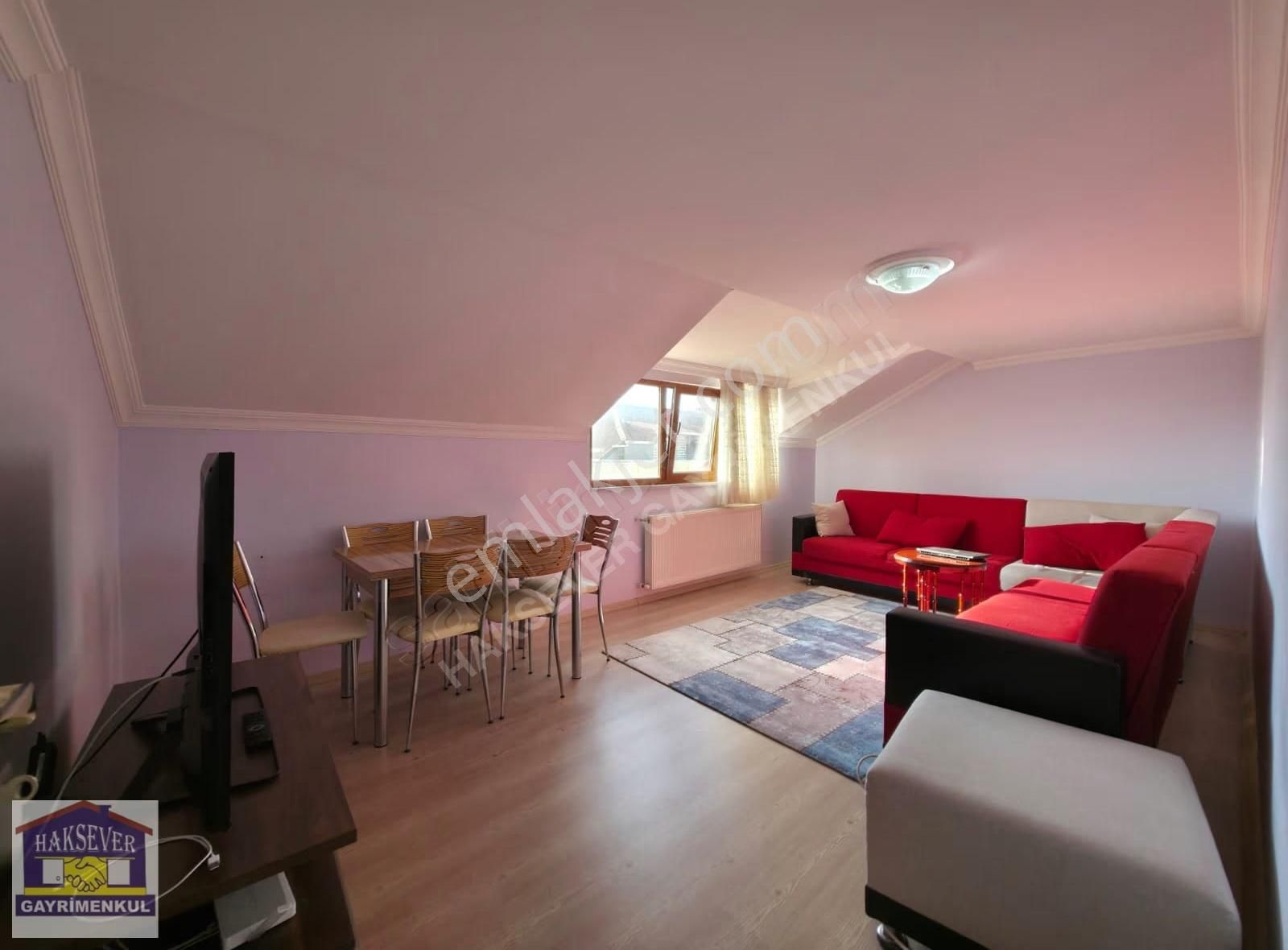 Haksever'den Satılık Teras Kat 9yaş Masrafsız Asansörlü K.uygun