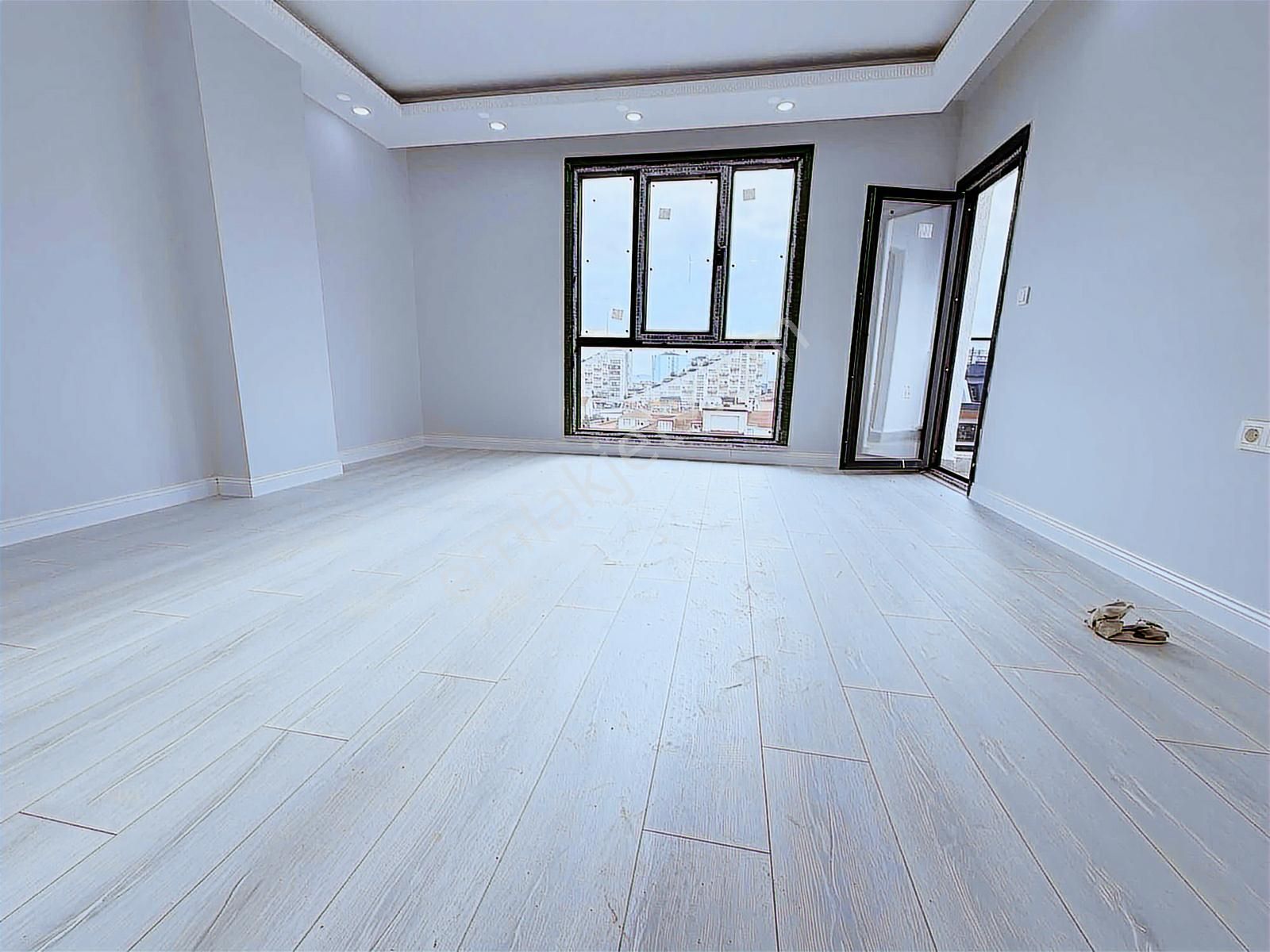 Yerden Isıtmalı 4 + 1 Üst Dubleks Sultanbeylı Orhangazı