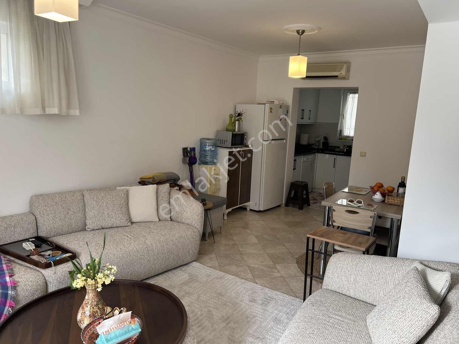 Denize Sıfır Site İçinde Birleşik Nizam Villa - Görsel 24