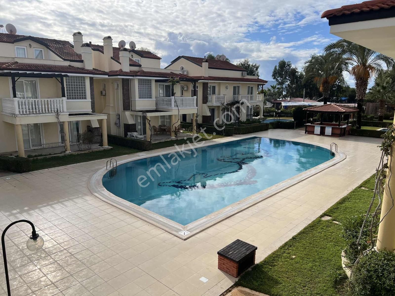 Denize Sıfır Site İçinde Birleşik Nizam Villa - Görsel 9