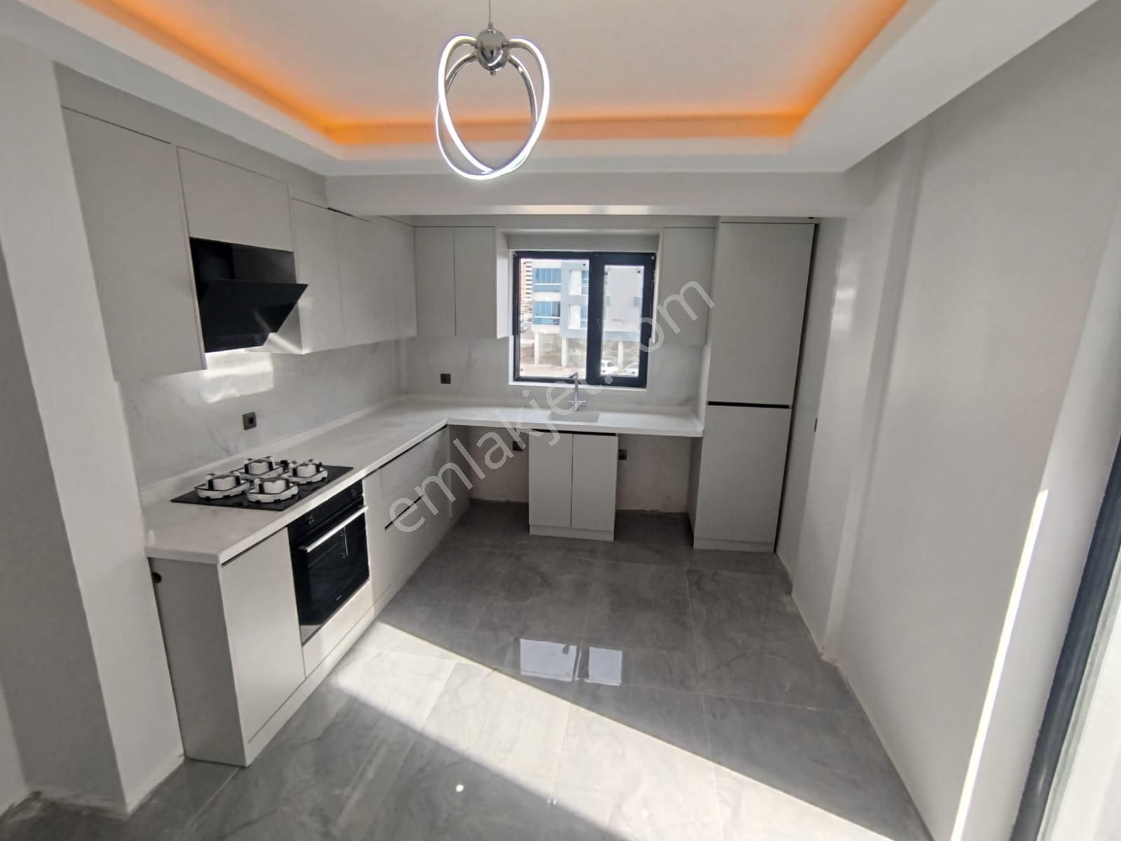 Sincan Mendereste Cadde Üzeri Ful Yapılı Sıfır 2+1 Daire Nd Arttan - Görsel 5