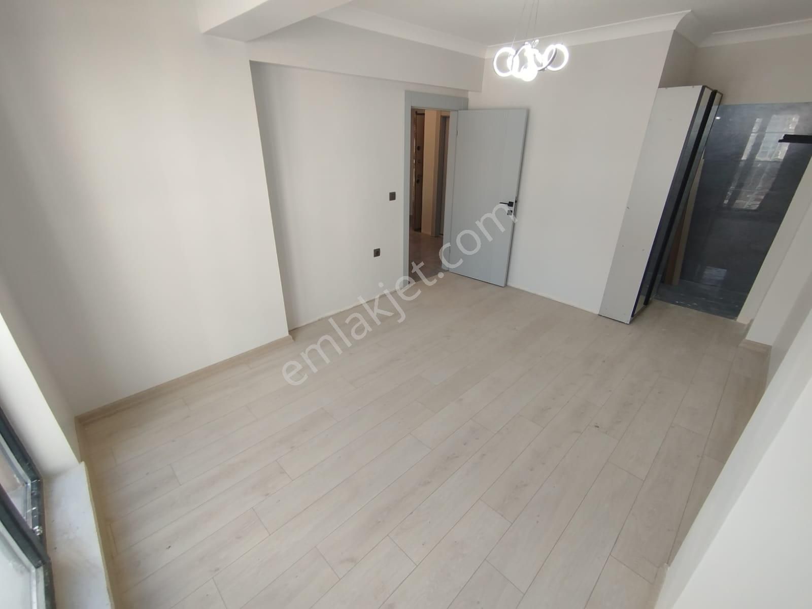 Sincan Mendereste Cadde Üzeri Ful Yapılı Sıfır 2+1 Daire Nd Arttan - Görsel 20