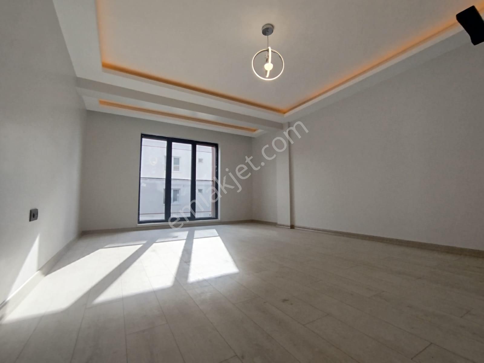 Sincan Mendereste Cadde Üzeri Ful Yapılı Sıfır 2+1 Daire Nd Arttan - Görsel 11