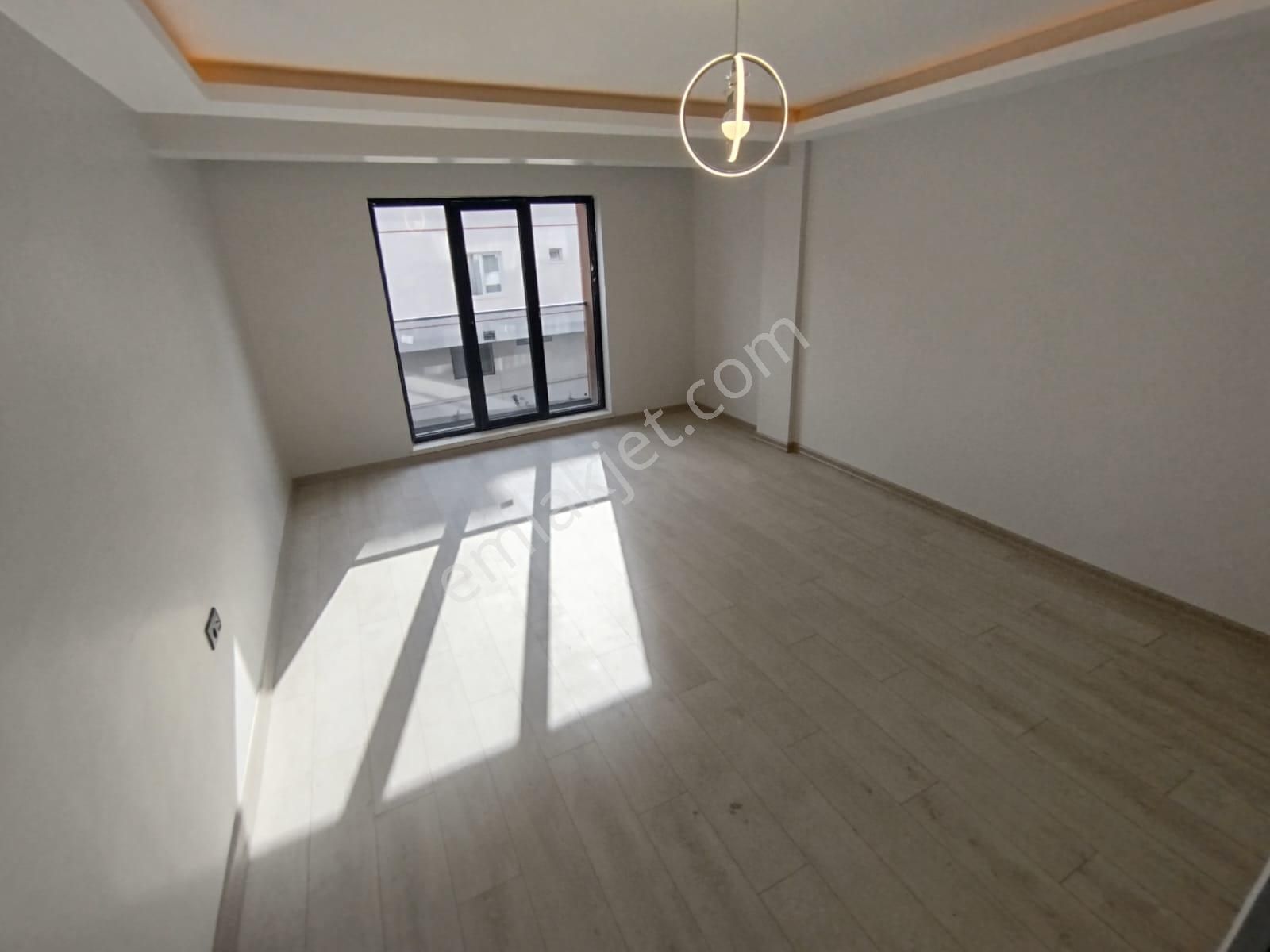 Sincan Mendereste Cadde Üzeri Ful Yapılı Sıfır 2+1 Daire Nd Arttan - Görsel 12