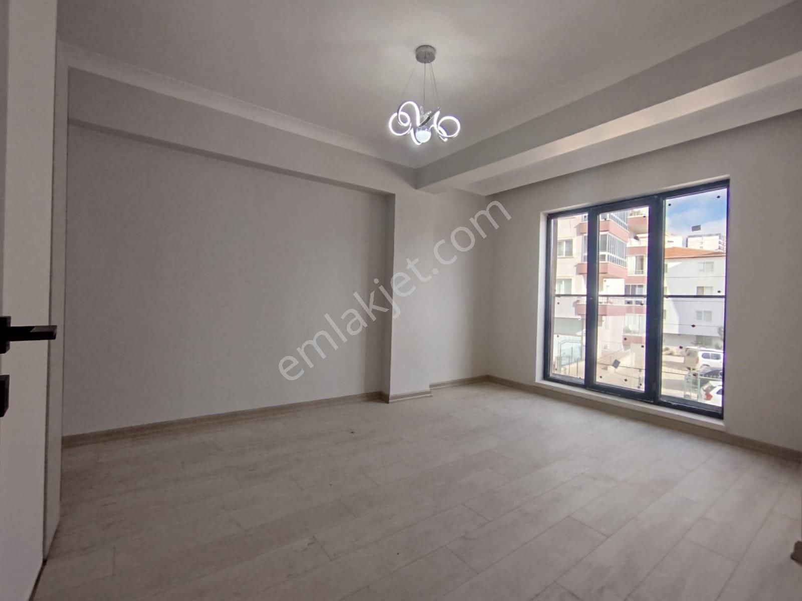 Sincan Mendereste Cadde Üzeri Ful Yapılı Sıfır 2+1 Daire Nd Arttan - Görsel 22