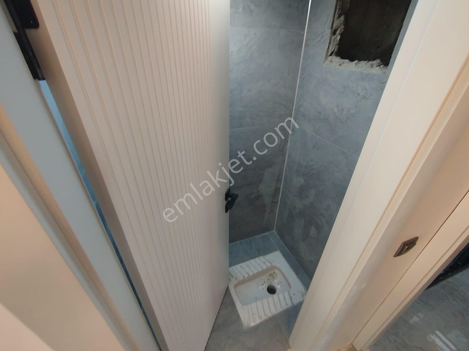 Sincan Mendereste Cadde Üzeri Ful Yapılı Sıfır 2+1 Daire Nd Arttan - Görsel 35