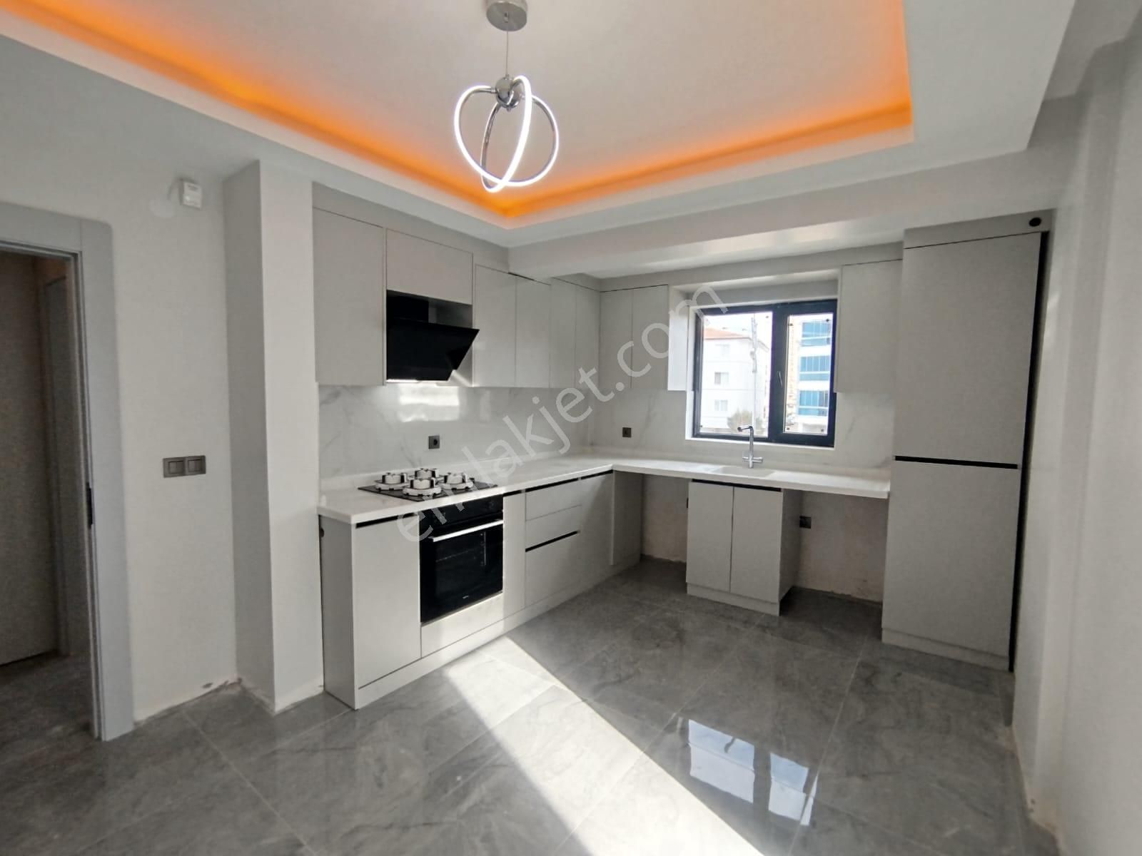 Sincan Mendereste Cadde Üzeri Ful Yapılı Sıfır 2+1 Daire Nd Arttan - Görsel 2