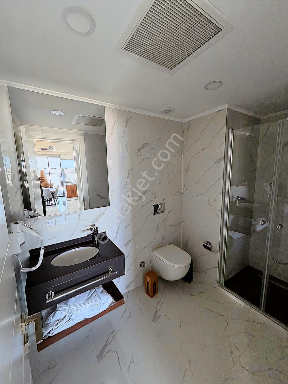 Grand Sapppıre'de "muhteşem Manzaralı" 2+1 Güney Köşe Daire - Görsel 13