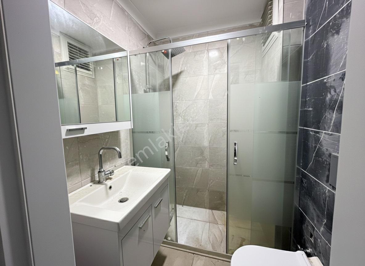 Kadıköy'de Site İçerisinde 3+1 Ebeveyn Banyolu Satılık Daire - Görsel 11