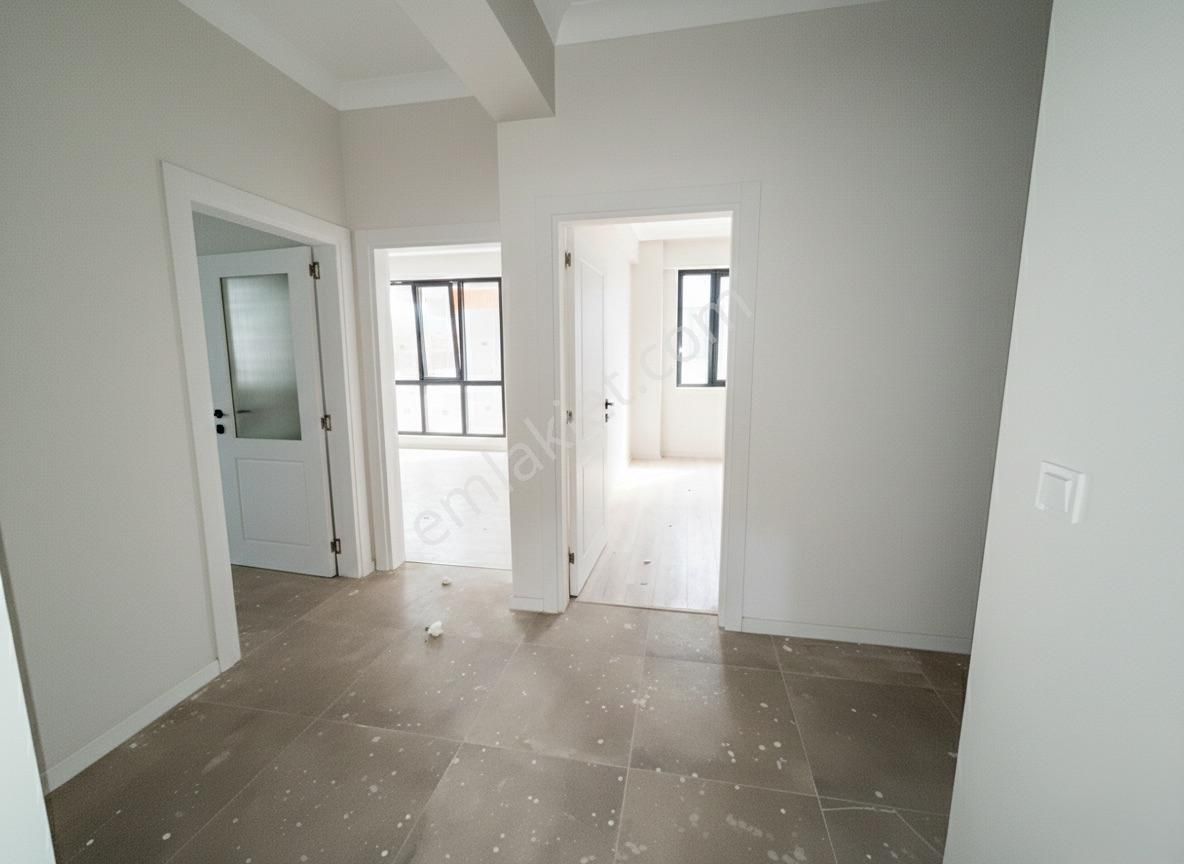 Kadıköy'de Site İçerisinde 3+1 Ebeveyn Banyolu Satılık Daire - Görsel 12