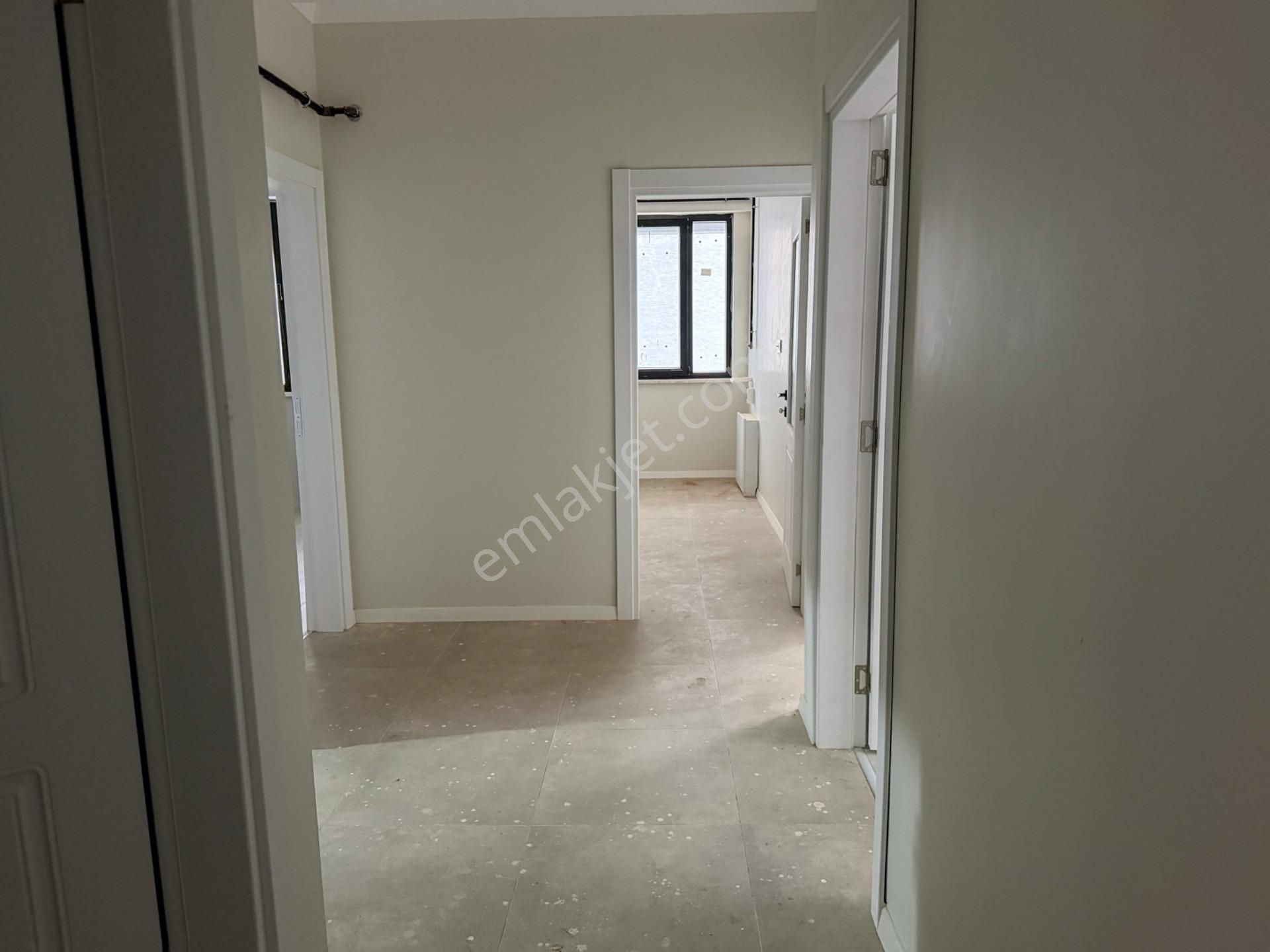 Kadıköy'de Site İçerisinde 3+1 Ebeveyn Banyolu Satılık Daire - Görsel 14