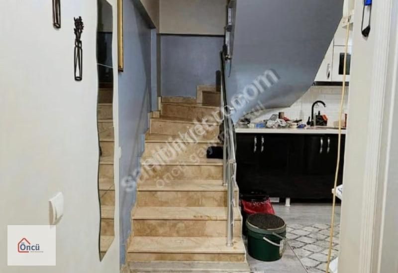 Öncü'den Topçu Mahallesi'nde Satılık 2+1 Katta Dubleks - Görsel 2