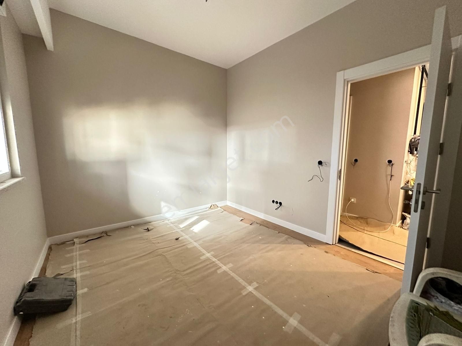Orka'dan Kozyatağı Baytur Cıvarında 55m² Net 2+1 Y.giriş Daire - Görsel 3