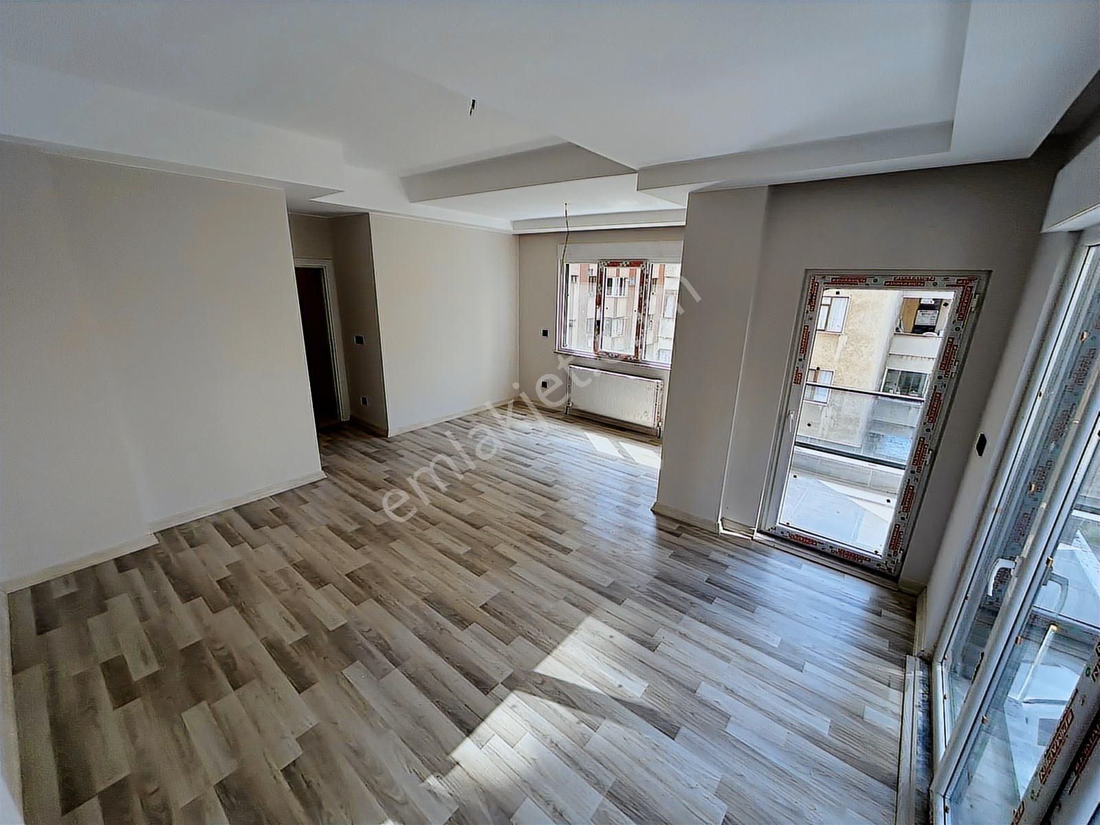 Bostancıda Sıfır 3+1 Ebeveyn Banyolu Balkonlu 85m² Net Daire - Görsel 4