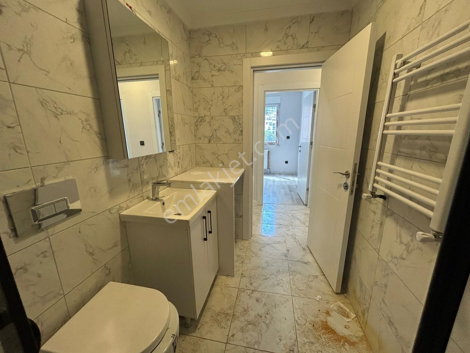 Bostancıda Sıfır 3+1 Ebeveyn Banyolu Balkonlu 85m² Net Daire - Görsel 15