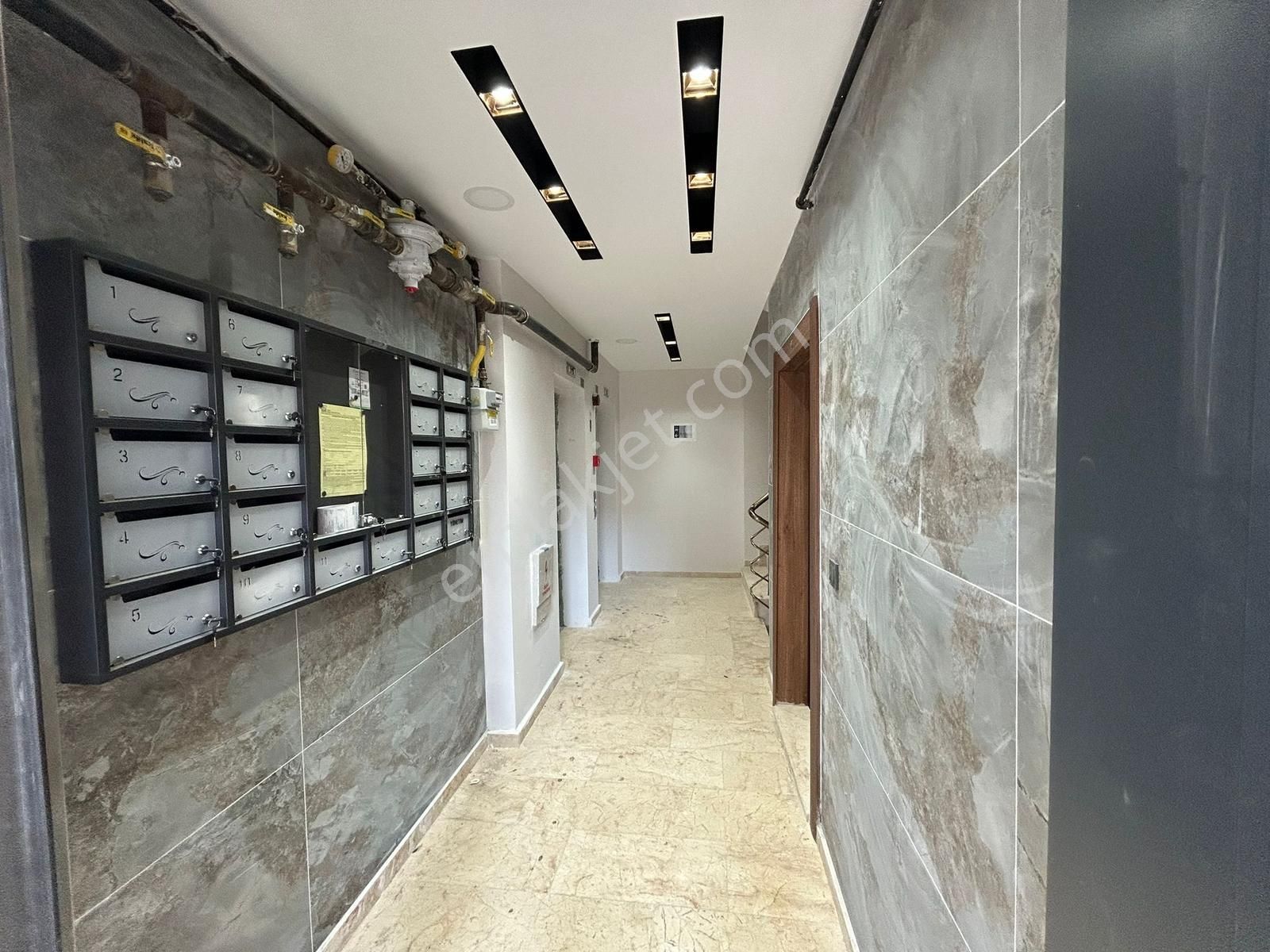 Bostancıda Sıfır 3+1 Ebeveyn Banyolu Balkonlu 85m² Net Daire - Görsel 12