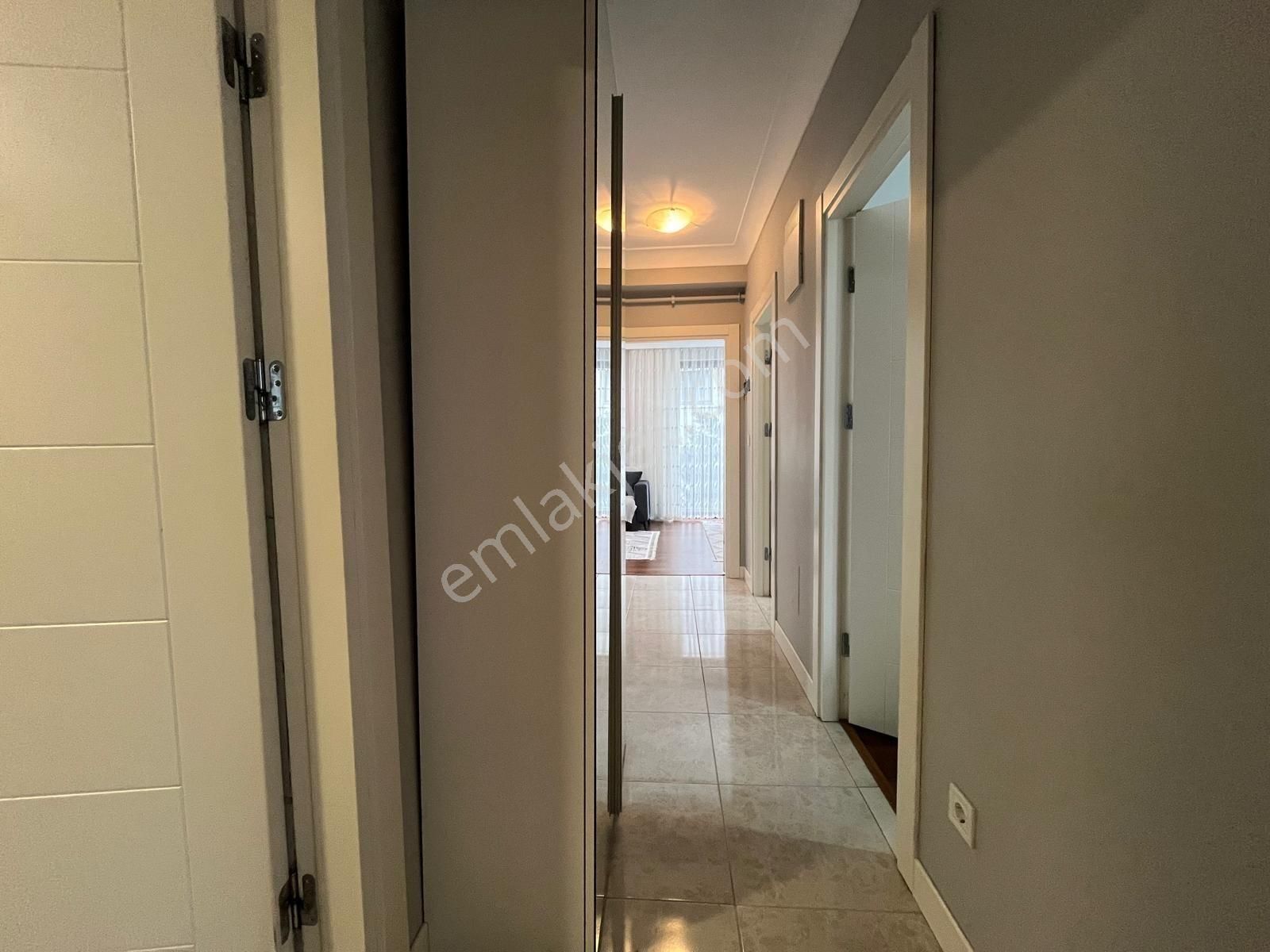 Kozyatağı Cenral Hospital Cıvarı Çift Balkonlu,e.banyolu 2+1 - Görsel 32