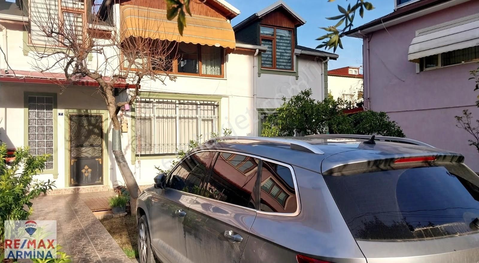 Körfez Güney Mahallesinde Şömineli Meyve Ağaçlı Müstakil Rüya ! - Görsel 11