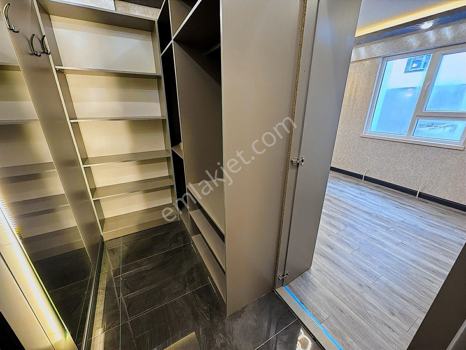 Yılmazer'den Başpınar'da Şık Tasarımlı Lüks Daire Giyinme Odalı! - Görsel 34