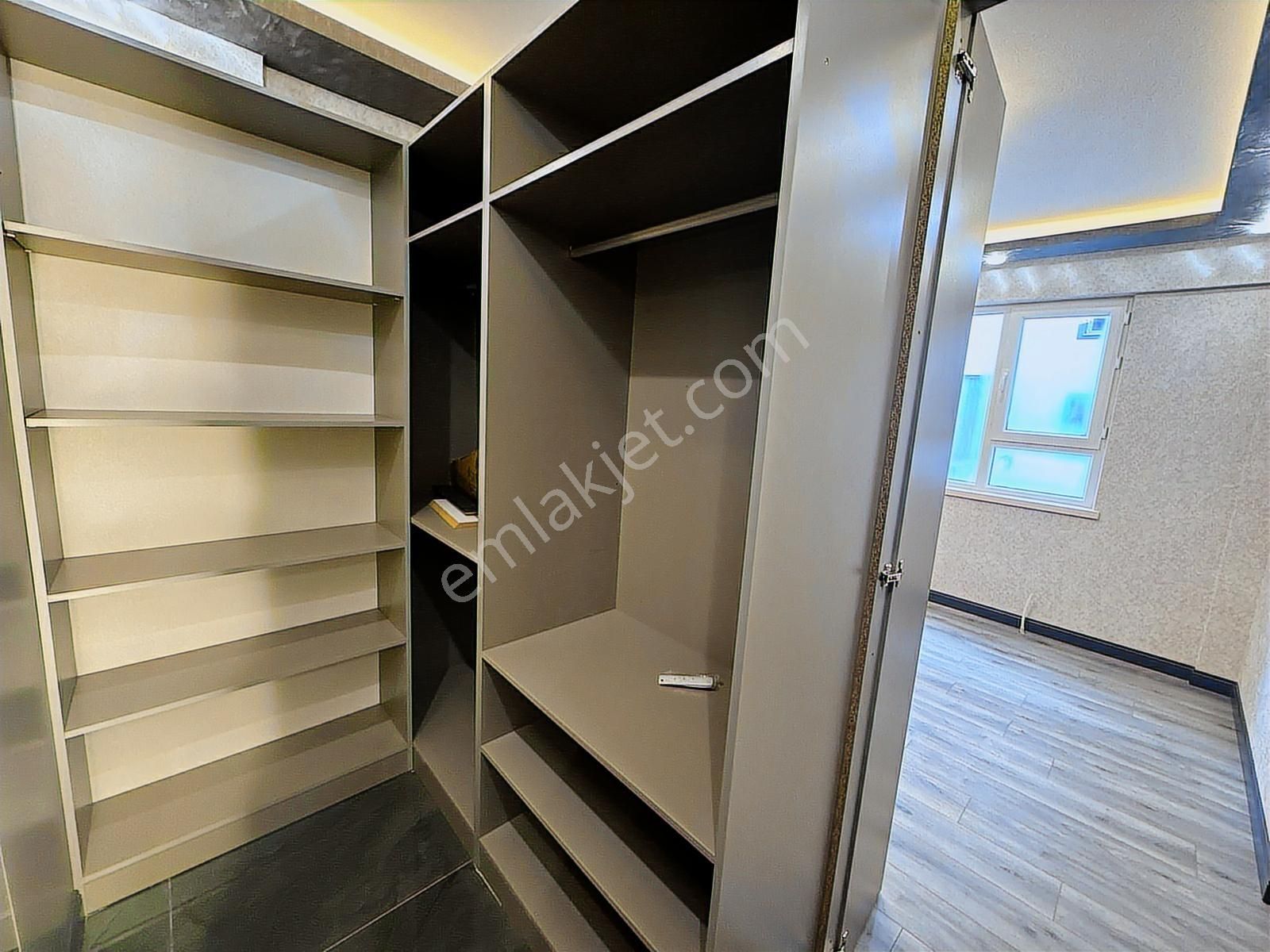 Yılmazer'den Başpınar'da Şık Tasarımlı Lüks Daire Giyinme Odalı! - Görsel 33