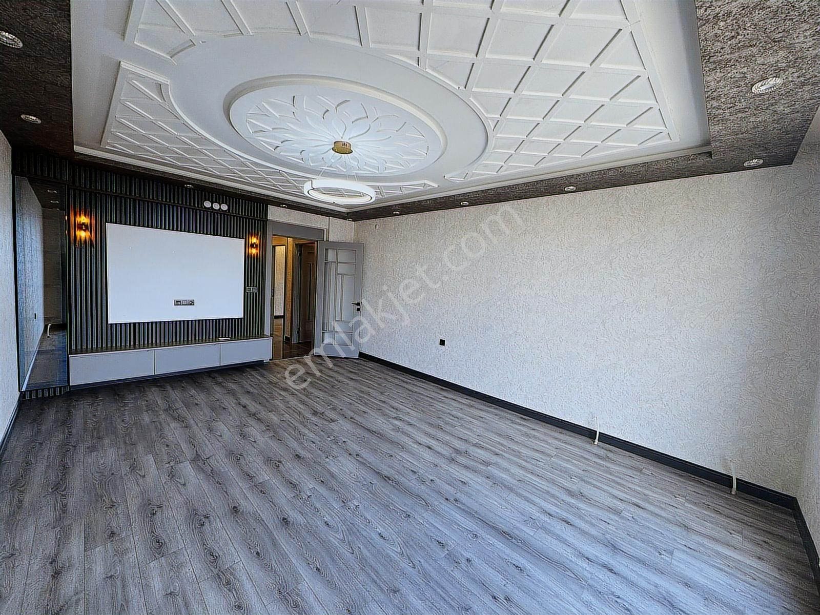 Yılmazer'den Başpınar'da Şık Tasarımlı Lüks Daire Giyinme Odalı! - Görsel 15