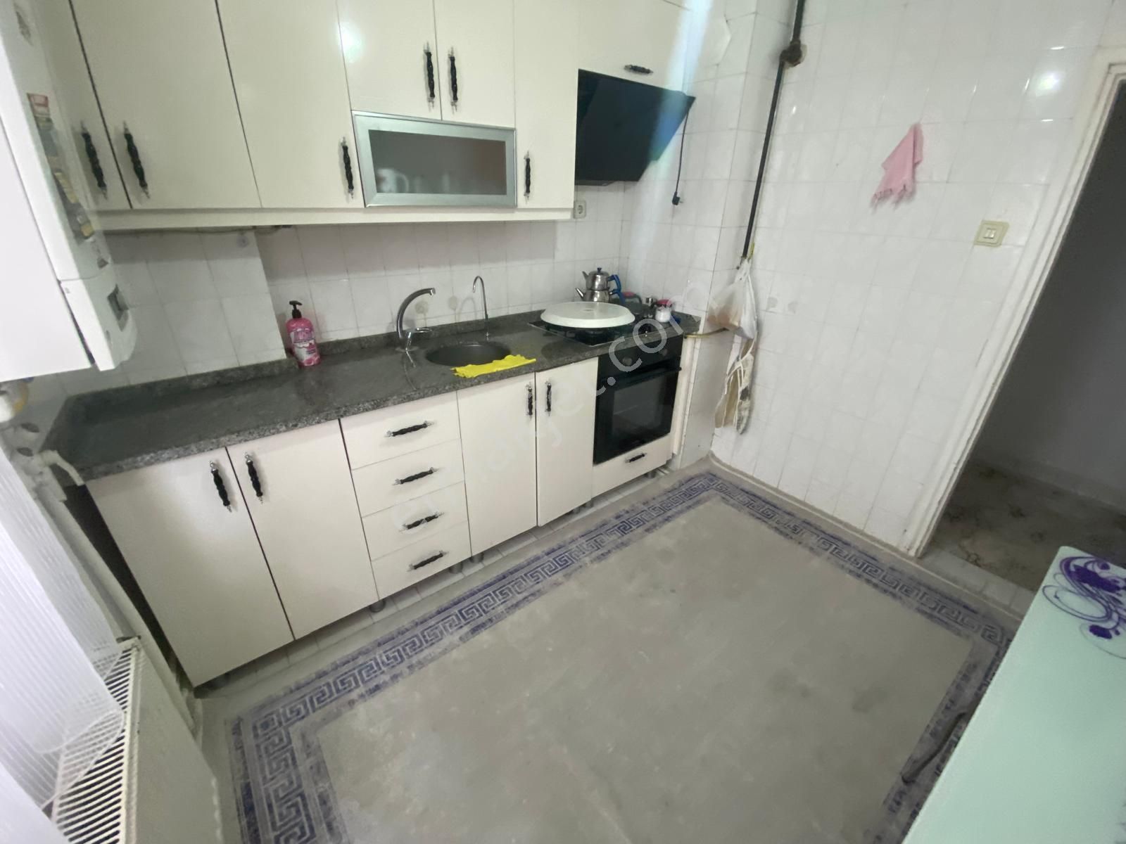 Koza Emlak'tan Selçuklu Mahalesin'de Ara Katta Geniş Yapılı Bağımsız 3+1 Satılık Daire - Görsel 7