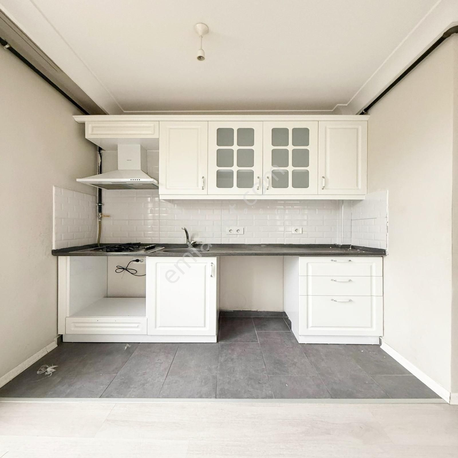 Çekmeköy Yapı Gayrimenkul'den Uygun Fiyatlı 2+1 Ara Kat Daire!!! - Görsel 11